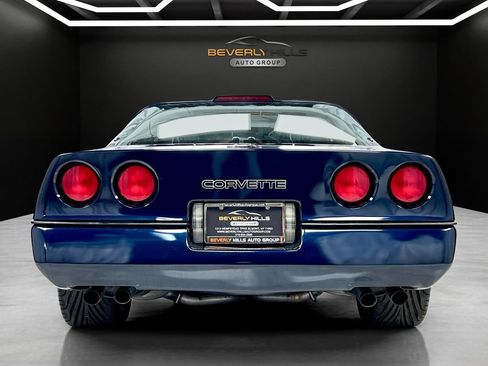 Used 1989 Chevrolet Corvette Coupe RWD image 6