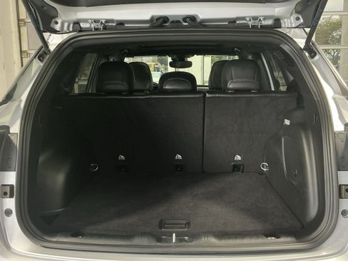 Used 2024 Jeep Compass Limited w/ Sun and Sound Group AWD/4WD image 26