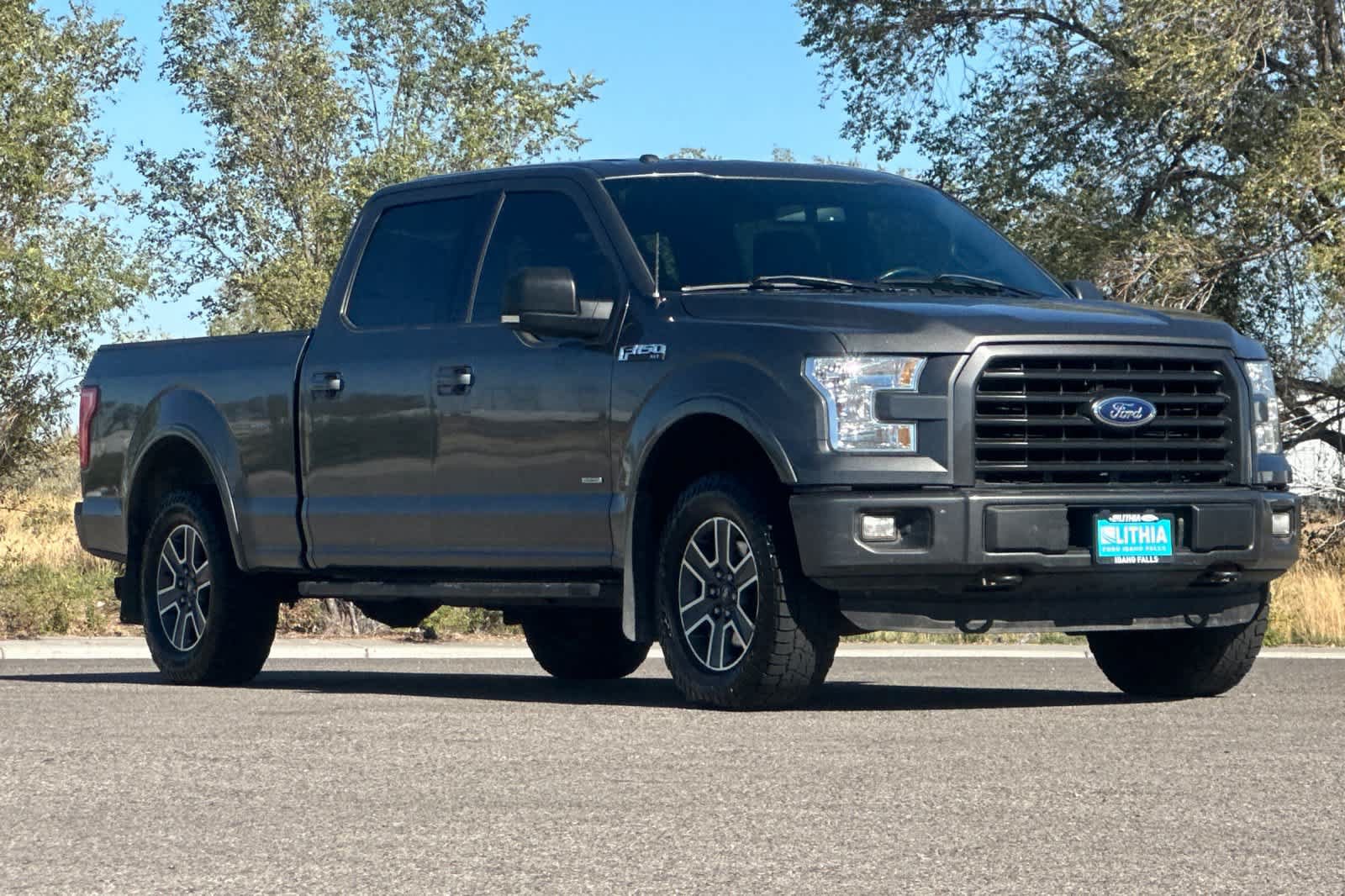 Used 2016 Ford F150 XLT w/ Equipment Group 302A Luxury AWD/4WD image 9