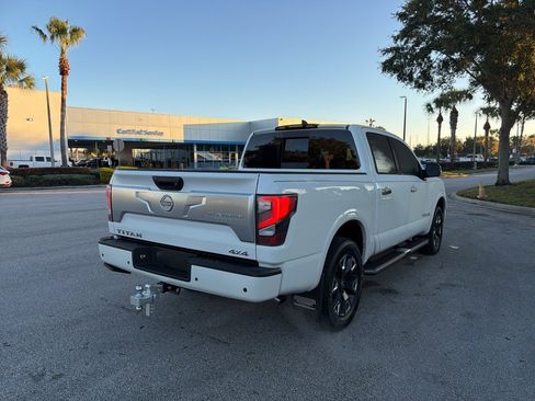 Used 2024 Nissan Titan Platinum Reserve w/ Moonroof Package image 3