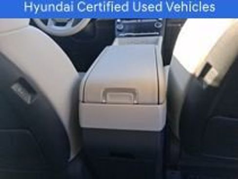 Used 2025 Hyundai Santa Fe SEL w/ Tow & Go Package image 11