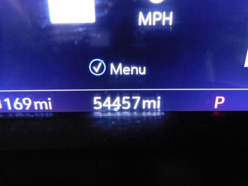 Used 2021 Cadillac XT5 Sportv w/ Platinum Package image 36