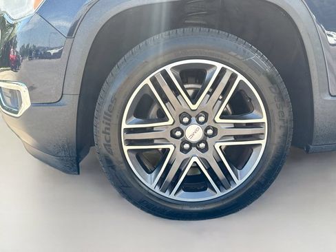 Used 2017 GMC Acadia SLT FWD image 36