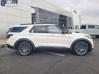 New 2026 Ford Explorer ST w/ Sun And Sound Package AWD/4WD video 2