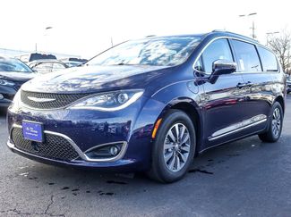 Used 2020 Chrysler Pacifica Limited video 1