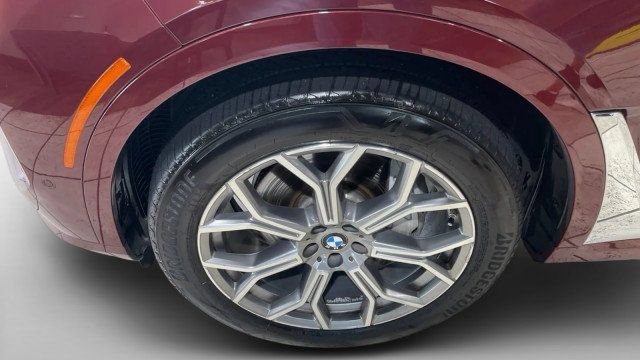 Used 2024 BMW X7 xDrive40i AWD/4WD image 6