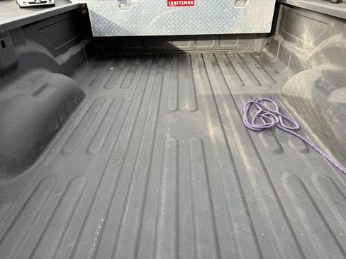 Used 2018 RAM 2500 Tradesman w/ Chrome Appearance Group image 10