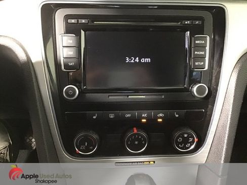 Used 2013 Volkswagen Passat 2.5 SE image 15