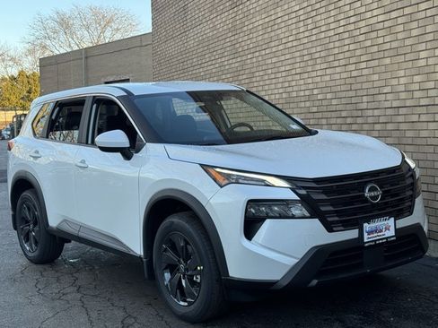 New 2026 Nissan Rogue SV w/ Cold Weather Package image 2