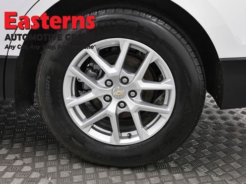 Used 2022 Chevrolet Equinox LT image 32