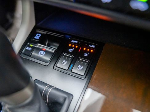 Used 2019 Lexus RX 350 AWD image 25