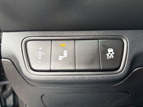 Used 2023 Kia Forte LXS w/ LXS Technology Package image 24