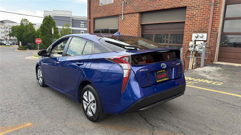 Used 2018 Toyota Prius Two w/ Prius Two Safety Plus Package FWD image 10