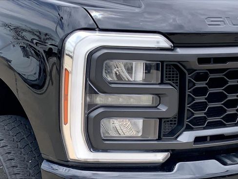 Used 2024 Ford F250 Lariat w/ Lariat Ultimate Package AWD/4WD image 26