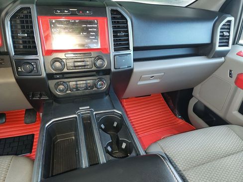 Used 2018 Ford F150 XLT w/ Equipment Group 302A Luxury image 23