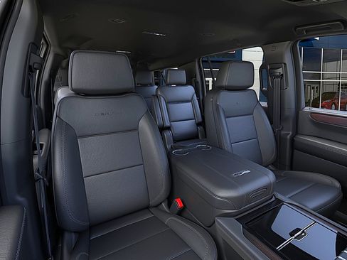 New 2026 GMC Yukon XL Denali w/ LPO, Floor Liner Package AWD/4WD image 16