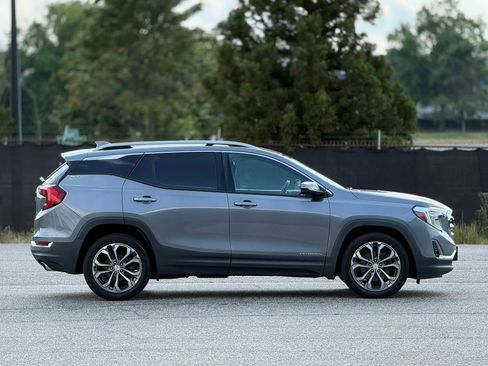 Used 2018 GMC Terrain SLT w/ Preferred Package FWD image 7
