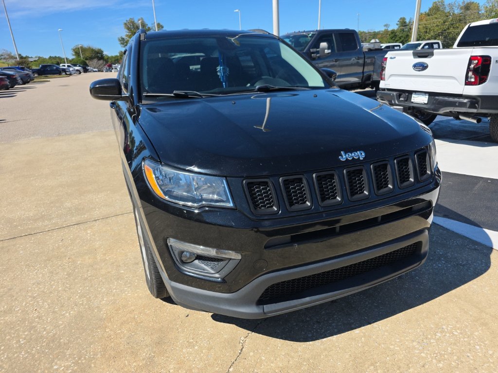 Used 2019 Jeep Compass Latitude w/ Popular Equipment Group FWD image 8