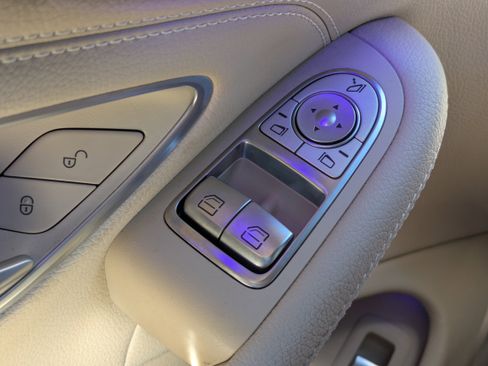 Used 2020 Mercedes-Benz C 300 Coupe image 20