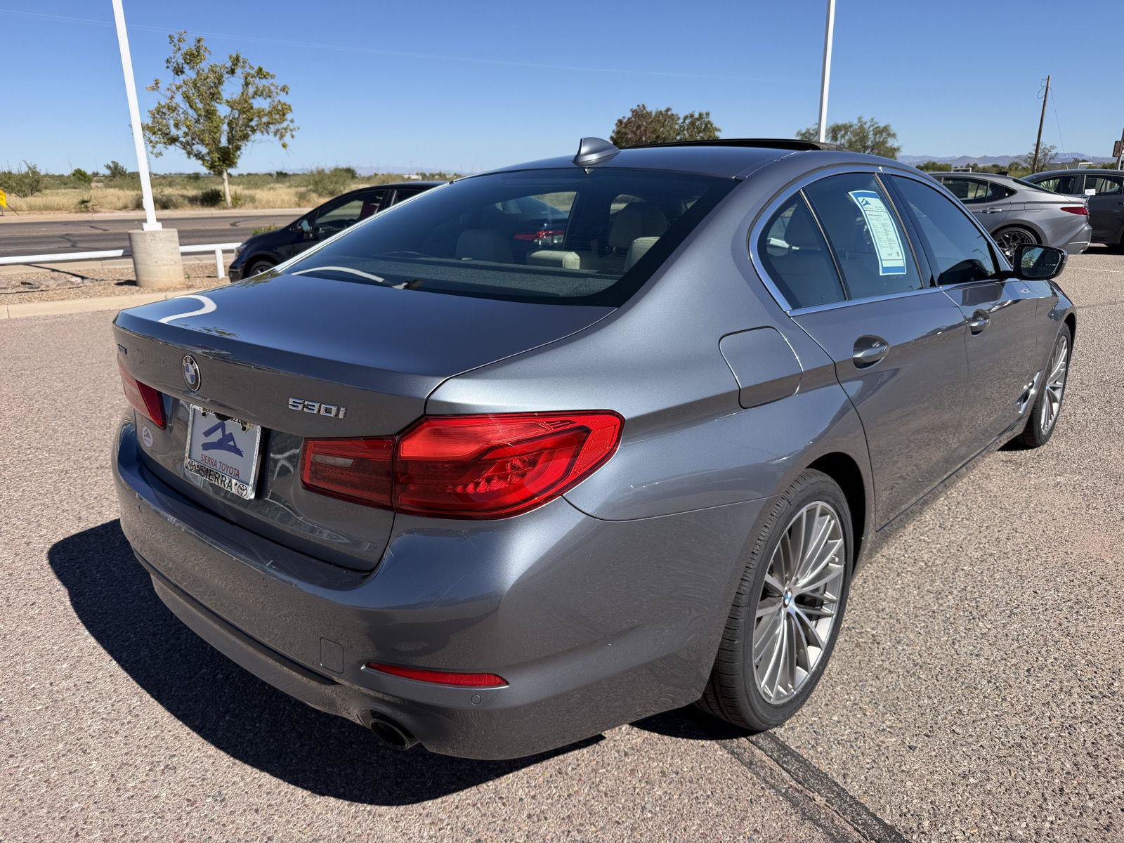 Used 2020 BMW 530i xDrive AWD/4WD image 4