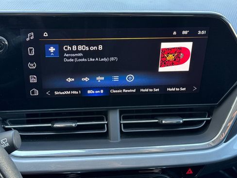 Used 2024 Chevrolet Trax LT FWD image 21