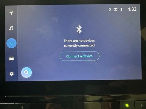 Used 2025 Toyota Highlander XLE image 29