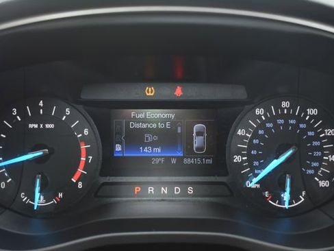 Used 2017 Ford Fusion SE image 20