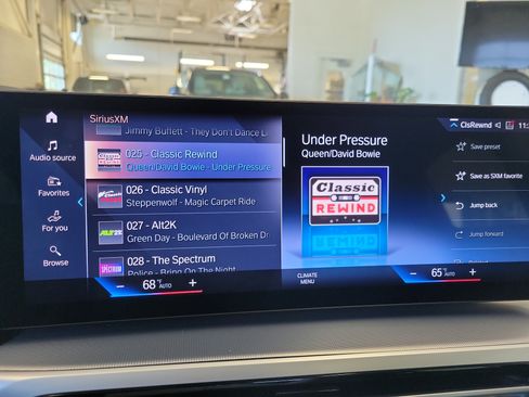 Used 2023 BMW i4 eDrive40 w/ Premium Package RWD image 25
