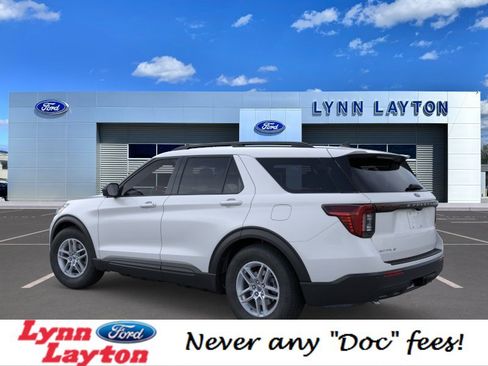 New 2026 Ford Explorer Active RWD image 4