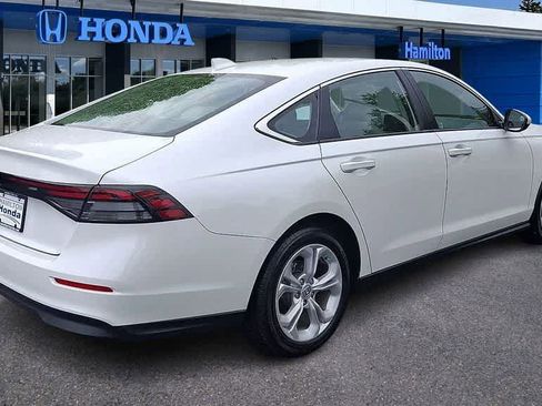 Certified 2025 Honda Accord LX image 8