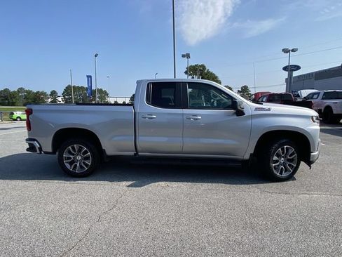 Used 2021 Chevrolet Silverado 1500 RST AWD/4WD image 2