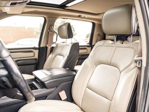 Used 2019 RAM 1500 Limited w/ Advanced Safety Group AWD/4WD image 18