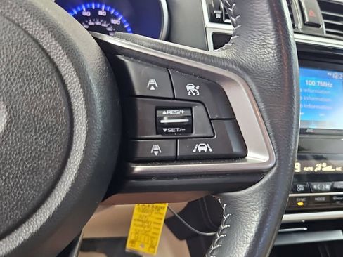 Used 2018 Subaru Outback 2.5i Premium AWD/4WD image 12