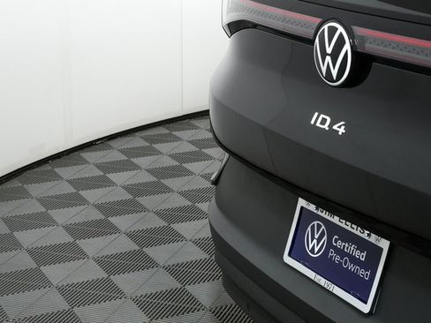 Certified 2022 Volkswagen ID.4 Pro image 33