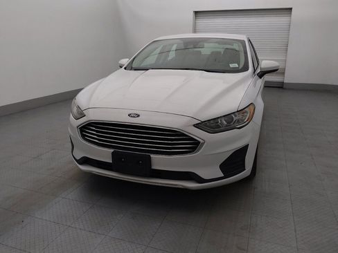 Used 2019 Ford Fusion SE FWD image 15
