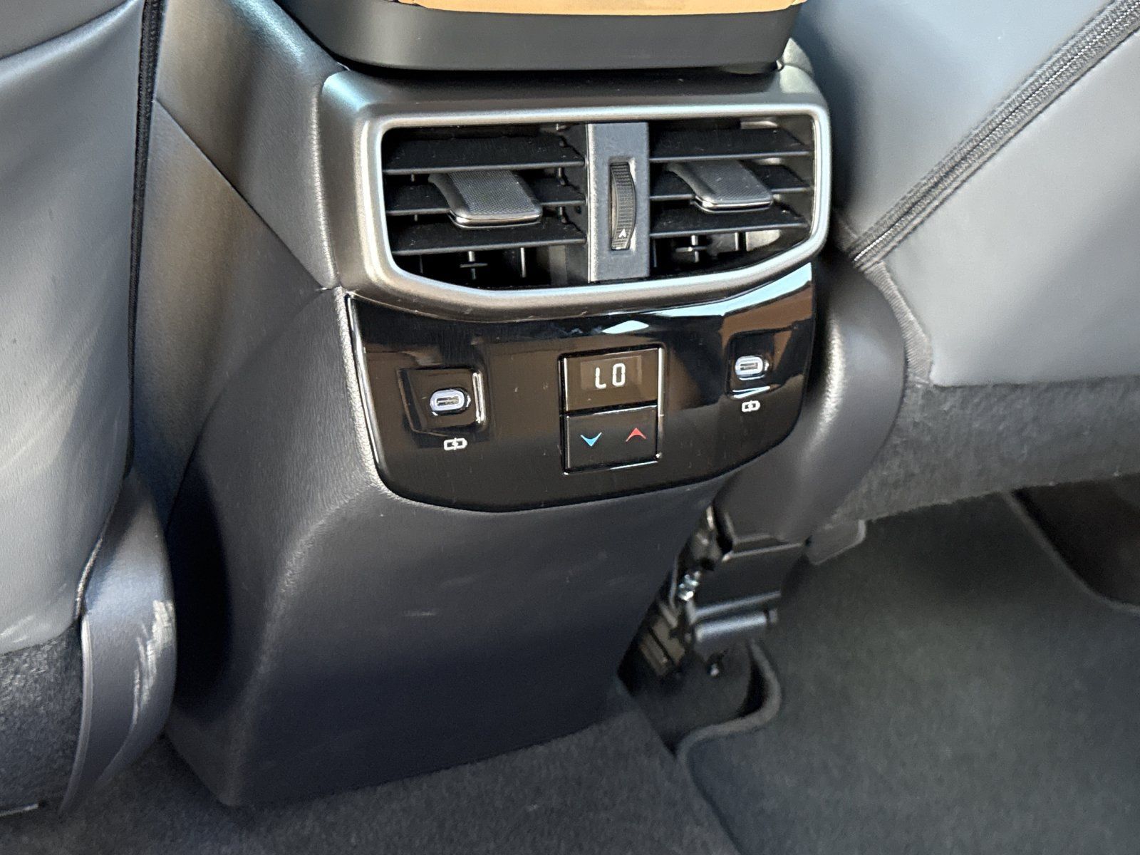 Used 2025 Lexus RX 350 Premium w/ Accessory Package (K3) FWD image 11