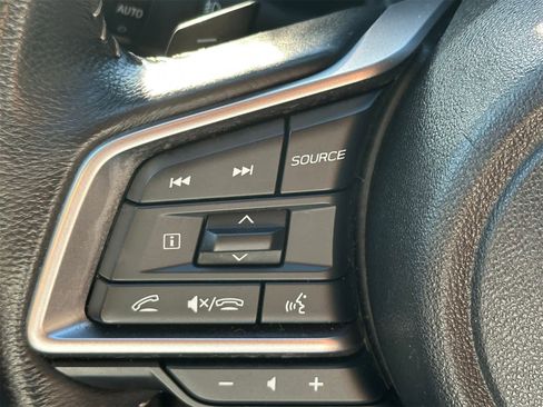 Used 2025 Subaru Outback Premium image 21