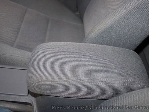 Used 2003 MAZDA MAZDA6 i image 21