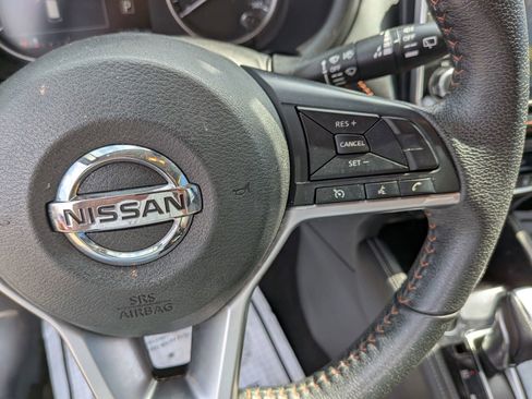 Used 2020 Nissan Kicks SR w/ SR Premium Package image 44