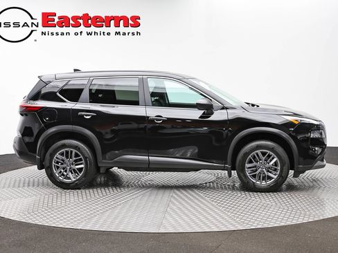 Used 2023 Nissan Rogue S AWD/4WD image 4