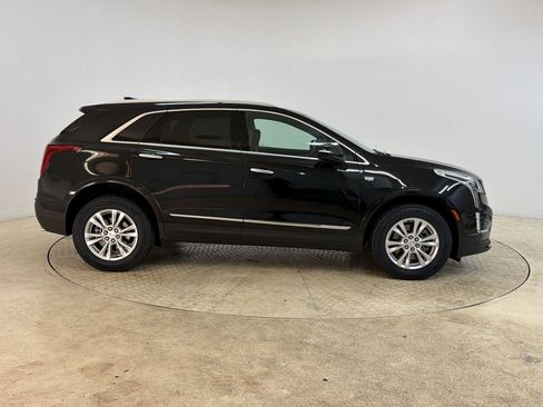 Certified 2023 Cadillac XT5 Luxury AWD/4WD image 8