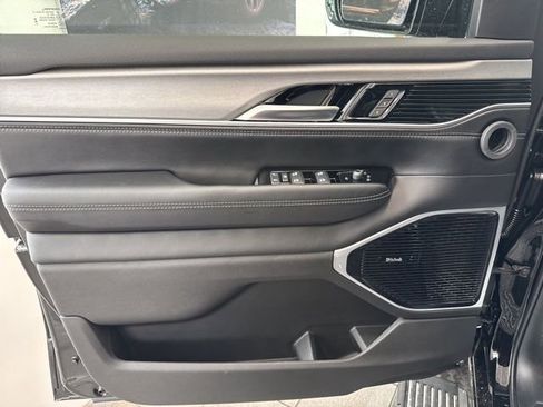 New 2026 Jeep Grand Wagoneer Limited image 26