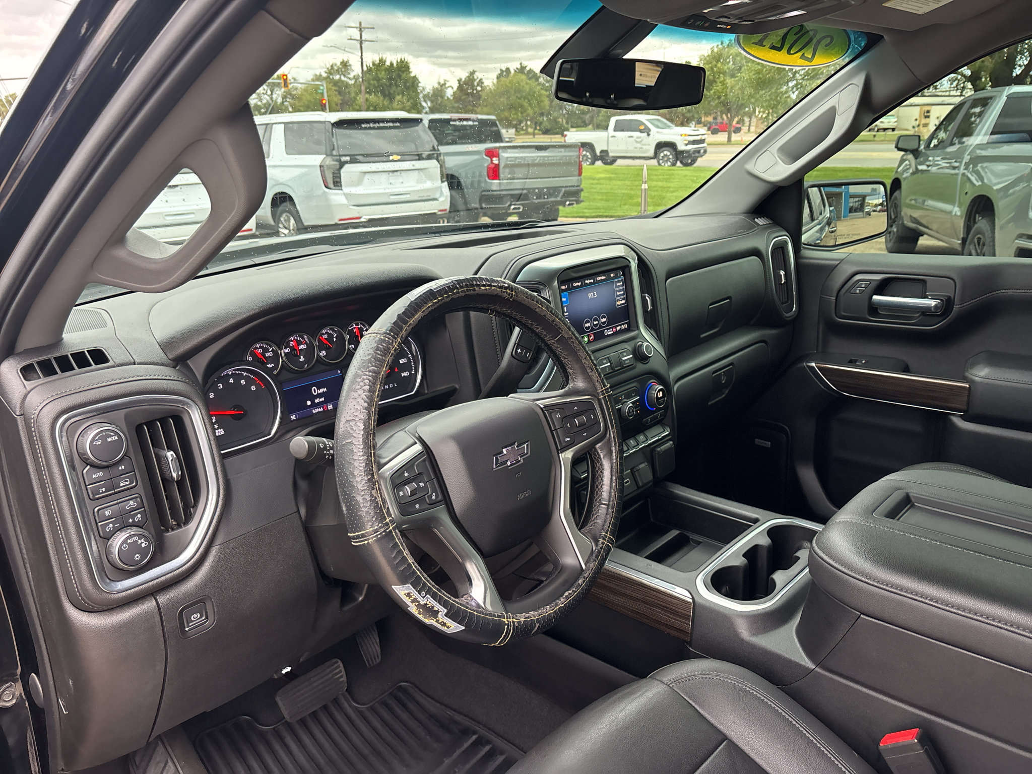 Used 2021 Chevrolet Silverado 1500 RST w/ Rally Edition AWD/4WD image 12
