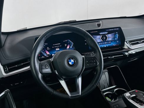Used 2025 BMW X1 xDrive28i image 18