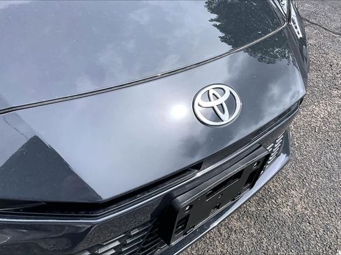 Used 2026 Toyota Camry SE w/ Convenience Package image 27