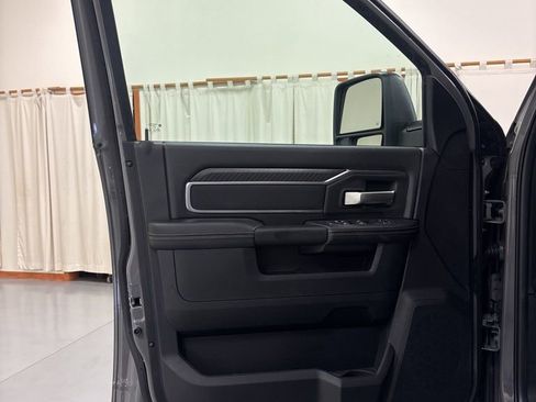 New 2026 RAM 2500 Big Horn AWD/4WD image 15
