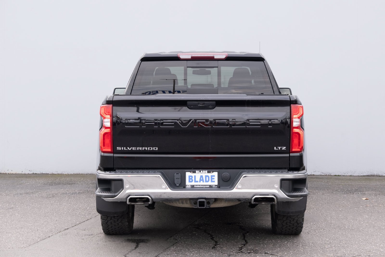 Used 2021 Chevrolet Silverado 1500 LTZ w/ Z71 Off-Road Package AWD/4WD image 25
