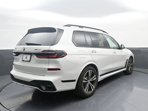 Used 2026 BMW X7 xDrive40i w/ M Sport Package AWD/4WD image 7
