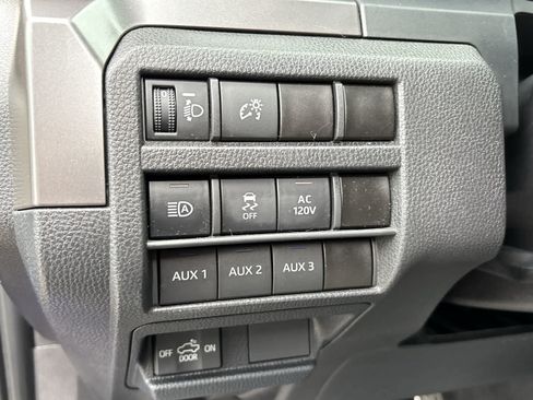 Used 2024 Toyota Tacoma TRD Sport w/ TRD Sport Upgrade Package AWD/4WD image 10