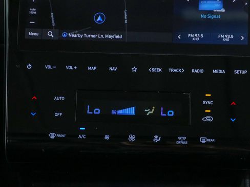 Used 2023 Hyundai Tucson Limited FWD image 20